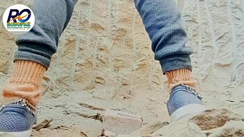 Desi village babe, wanna see saree strip and fingering?