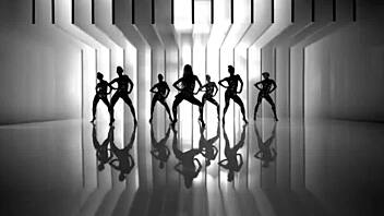 ariana grande's cute tongue teases in sexy petite focus