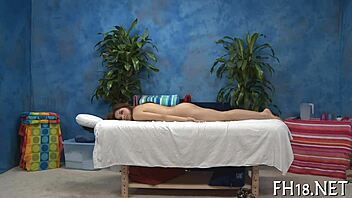 oh this erotic massage drives me to agonorgasmos