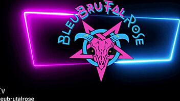 bleubrutalrose spies on wet shaved pussy shower toy play