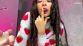 Split-tongue girl LICKS lollipop then slides it deep into her hungry ASS