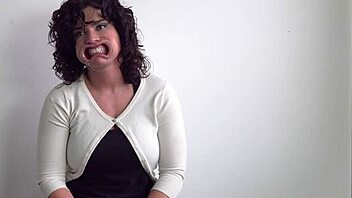 Humiliating GAG Test For Dumb Karen