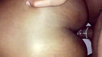 Comendo a Morena De Quatro com Prazer Intenso