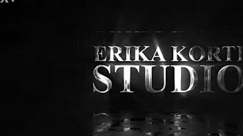 Milf Buxxx endures five cock double vaginal