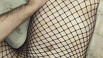 Amateur milf anal slams huge cock in stockings collection!