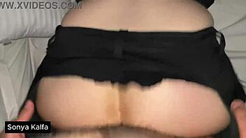 arab milf begs for quick room fuck her juicy pussy drips wet