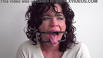 Humiliating GAG Test For Dumb Karen