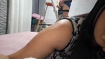 hey check it out, caught the brazilian neighbor fixing lamp with huge hard cock eyeing my big juicy ass