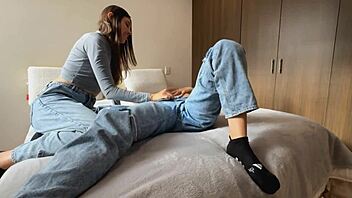 💋 ofrezco dinero a turista por sexo lésbico en casa 🔥👅