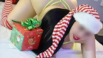 sheryl navidad's curvy latina ass shines in christmas casting