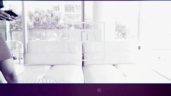 i can fist my butthole deep, watch me squirm!