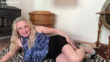 oiled up, fisting my prolapsed pussy to a shaking orgasm?