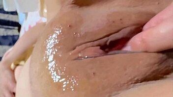 Amateur Asian Pink Pussy Thrills 249 Days Post Virginity Loss