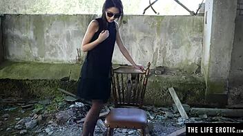 edgy petite brunette squirts fountain in wet pussy toy orgasm!