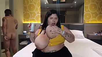 Mary Jhuana Bbw Casually Shows Off Her Huge Chest