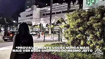 Amberzinha wins plush alligator and shows thanks 🐊😘🎉