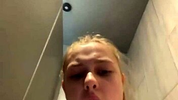 Gym teen squirts wildly during hardcore public fucking