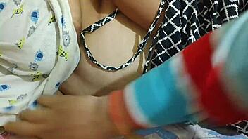 Desi Housewife Begs for Intense Naked Sex