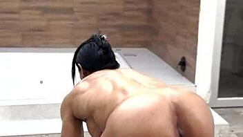 muscular milf strips nude for intense outdoor bodybuilder workout