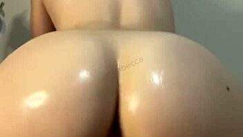 Shining Ass Bounces In Passionate Reverse Cowgirl Ride