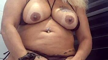 Blonde Sneaks Bathroom Siririca at Friend's House