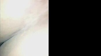 Neighbor so horny ends up in my bed 🛏️😈