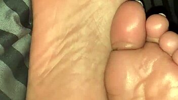 Damn those nice ebony candid soles look sexy