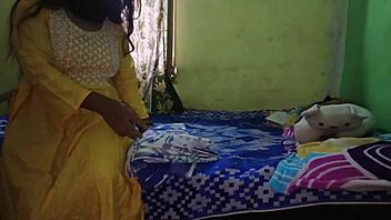 Provocative Indian Bhabhi Begs Dever for Doggy Pounding