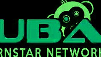 dani daniels fingers her sexy tight wet pussy to a big cum