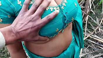 Sugarcane field adventure: pounding sexy married girlfriend outdoors hard