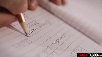 Kinky iso kyrpä pannaan 18+ teini Aria Valencian ekaa imetykseen