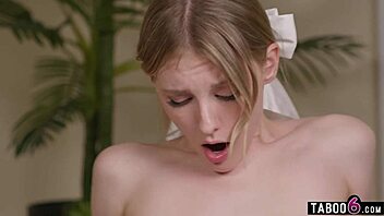 Shy guy finally fucks popular cheerleader melody marks in uniform