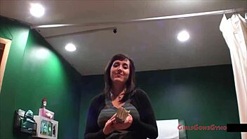 student interns grope lola lynn during hospital exam in florida