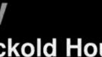 safada anfitriã receives boyfriend's friends with wild corno fun