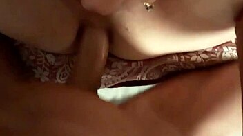 i'm gettin a huge cock up my ass!!