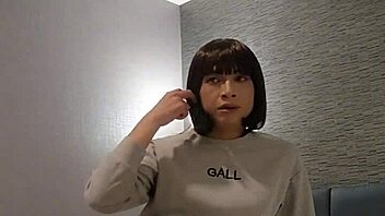 ting xuan shemale strokes publicly outdoors bold