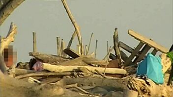 girlfriend sucks my cock on public beach full of strangers misscreamy voyeur hidden cam