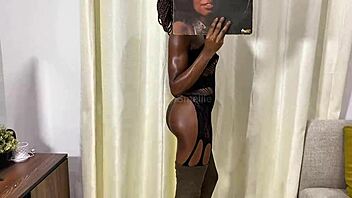 Dancing to Donna Summer masturbating for daddy full vid 🔥💃