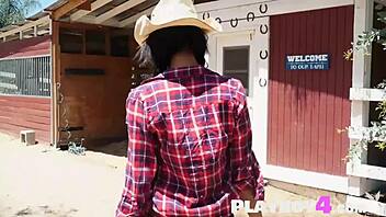 Sweet Black Petite Model Outdoor Striptease Posing Naked