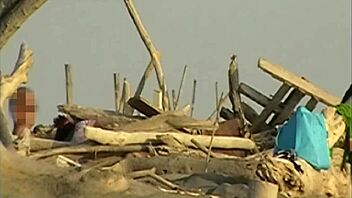 girlfriend sucks my cock on public beach full of strangers misscreamy voyeur hidden cam