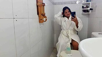 Latina Tigresa Gemea's Big Ass Explodes Online