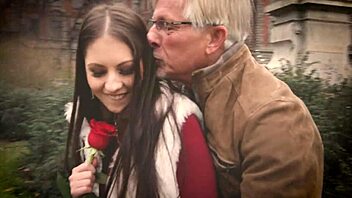 Blonde handcuffed for quick valentine's pussy and anal ride