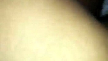 chinese married woman poses seductively in everyday tease