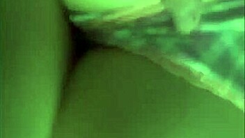 oye secretaria latina mexicana, ¿te cojo con dildo por aumento o qué?