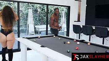 Muscular Stud Devours Jessie Rogers' Pussy Before Pounding!