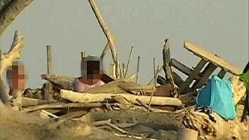 girlfriend sucks my cock on public beach full of strangers misscreamy voyeur hidden cam