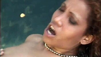 Ever seen ebony lesbians muff dive hot tub?