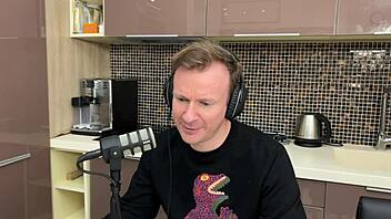 redhead scarlett jones spills her wild porn experiences on podcast!