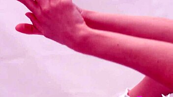 Milf Karolince CC and Blonde Teen Jessica Lawson Strip Lingerie Poses