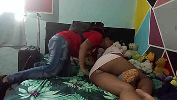 Surprised by lover for marathon lesbian pussy licking 😍👅